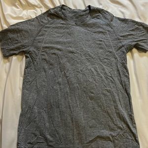 Mens lulu lemon grey tshirt